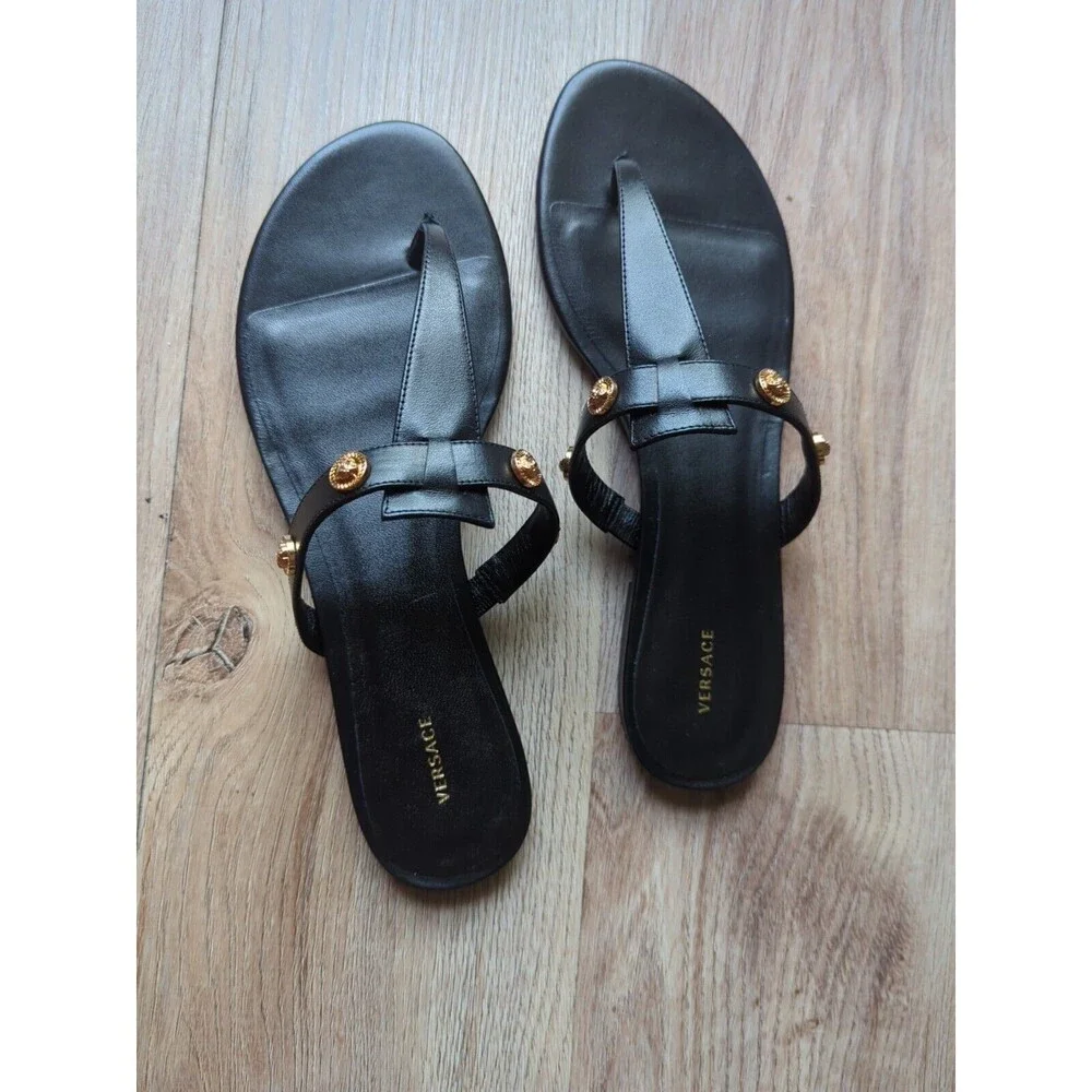 Versace Medusa Studs Flat Thong Sandals Black Leather Womens 10 EU 40 DST669CS - Picture 3 of 14